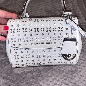 White Michael Kors Crossbody
